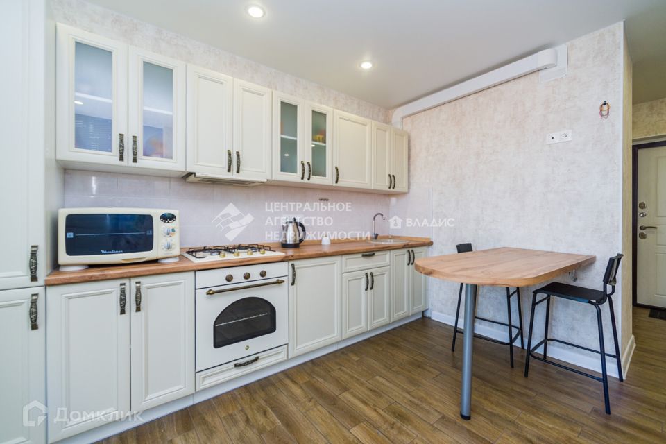 Продаётся 1-комнатная квартира, 40.8 м²