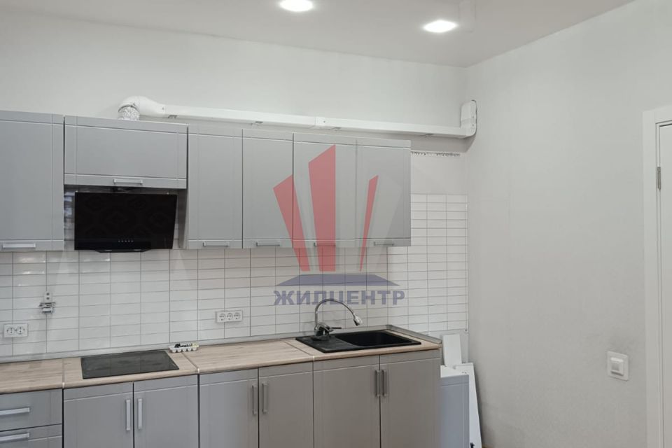 Сдаётся 2-комнатная квартира, 68 м²