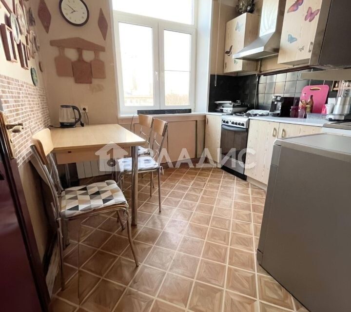 Продаётся 3-комнатная квартира, 64.2 м²
