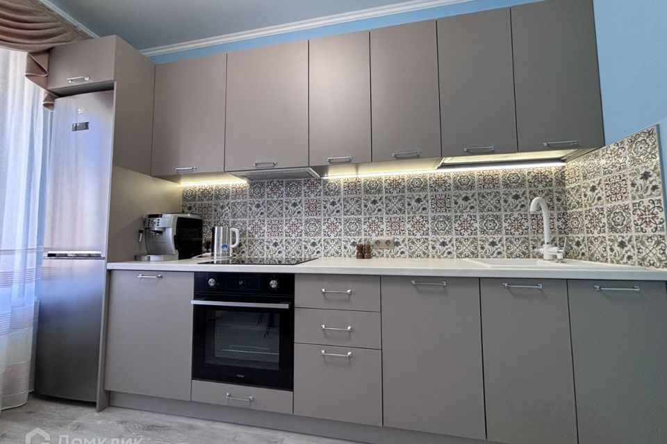 Сдаётся 2-комнатная квартира, 57.2 м²