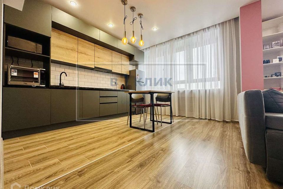 Продаётся 1-комнатная квартира, 52 м²
