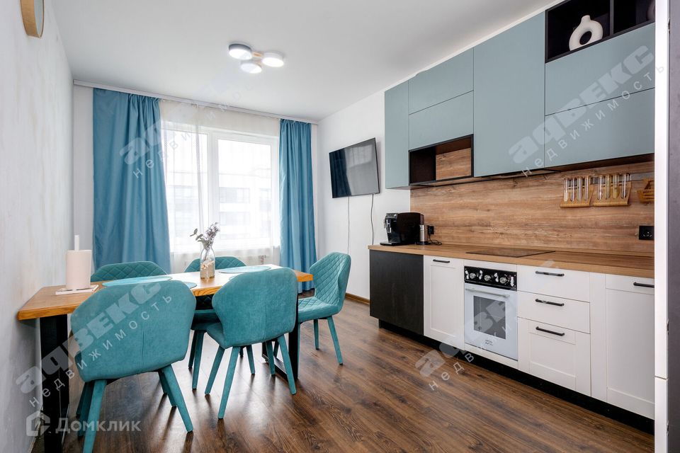Продаётся 2-комнатная квартира, 71.7 м²