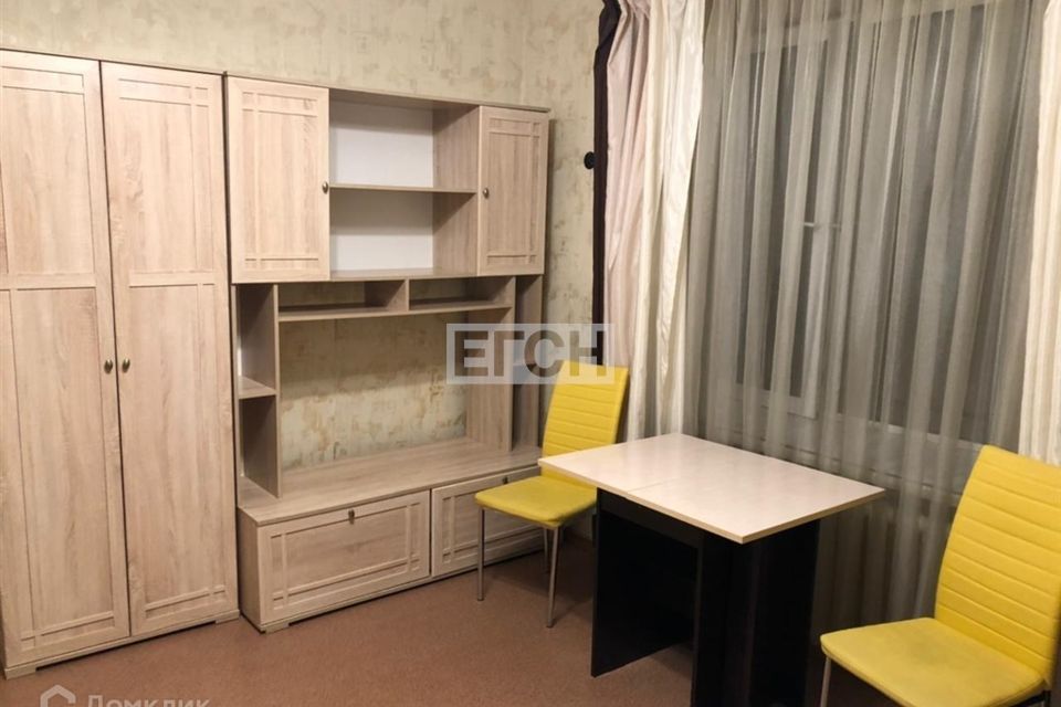 Продаётся комната в 4-комн. квартире, 15.7 м²