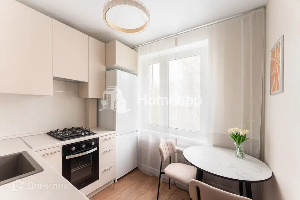 Продаётся 3-комнатная квартира, 56.4 м²
