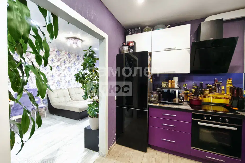 Продаётся 4-комнатная квартира, 80.5 м²