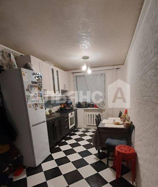 Продаётся 3-комнатная квартира, 58.1 м²