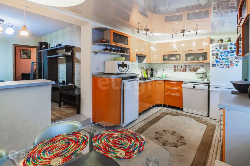 Продаётся 2-комнатная квартира, 58.5 м²