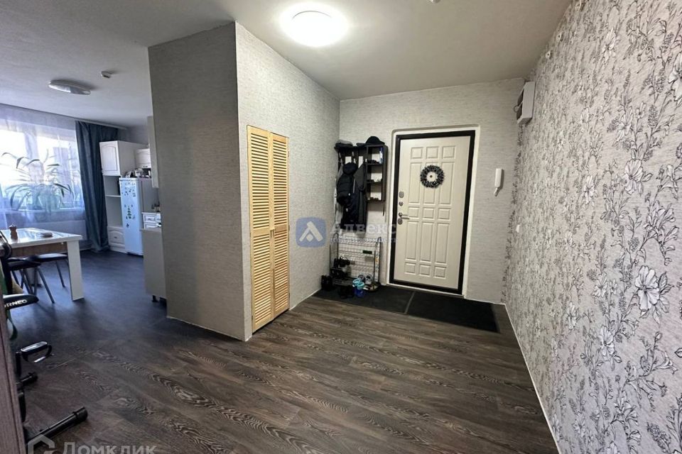 Продаётся 2-комнатная квартира, 67.1 м²