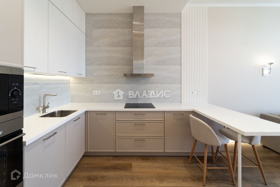 Продаётся 2-комнатная квартира, 55 м²