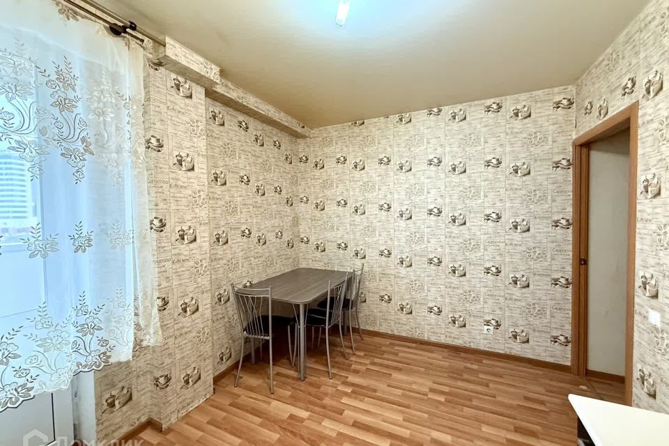 Продаётся 2-комнатная квартира, 62.1 м²
