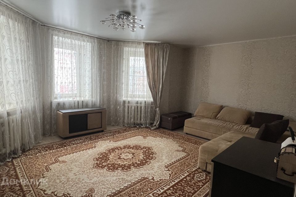 Продаётся 2-комнатная квартира, 72.9 м²