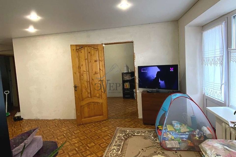 Продаётся 3-комнатная квартира, 54 м²
