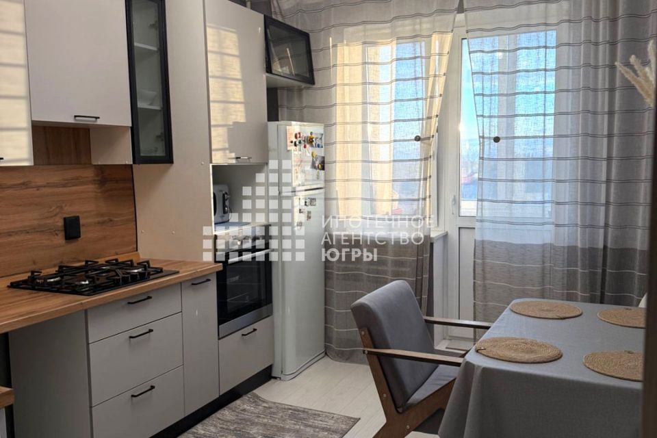 Продаётся 1-комнатная квартира, 40.6 м²