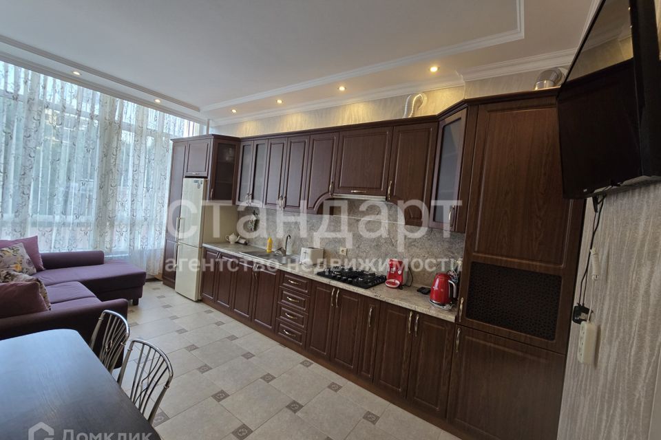 Сдаётся 2-комнатная квартира, 80 м²