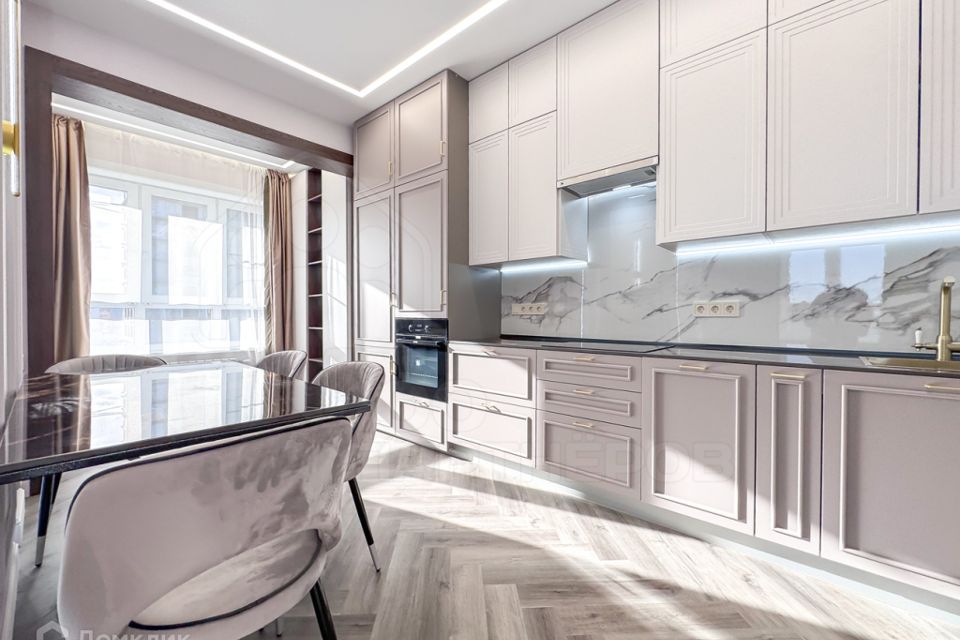 Сдаётся 2-комнатная квартира, 65 м²