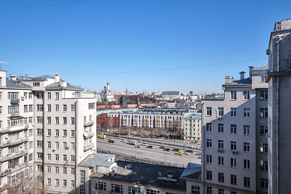 Продаётся 3-комнатная квартира, 57.6 м²
