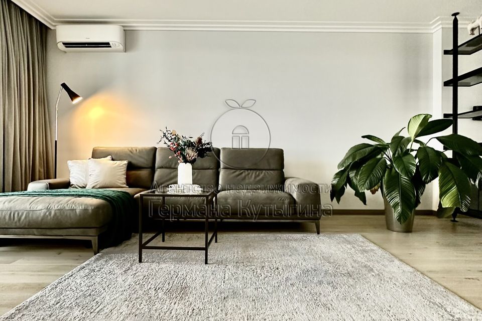 Продаётся 3-комнатная квартира, 94 м²