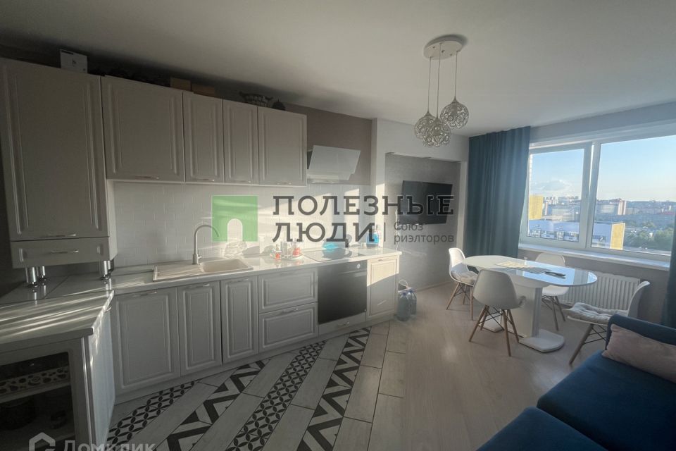 Продаётся 4-комнатная квартира, 79.1 м²