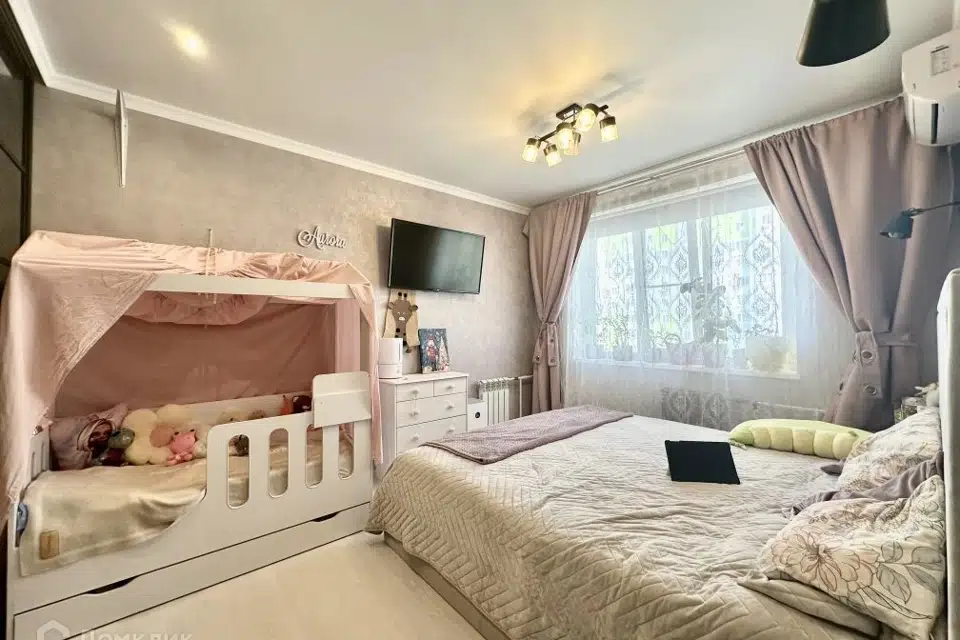 Продаётся 2-комнатная квартира, 56.4 м²