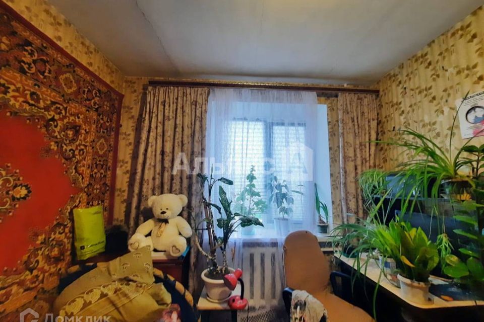 Продаётся 4-комнатная квартира, 71.6 м²