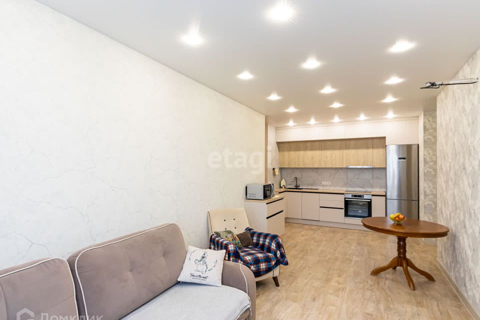 Продаётся 3-комнатная квартира, 87 м²