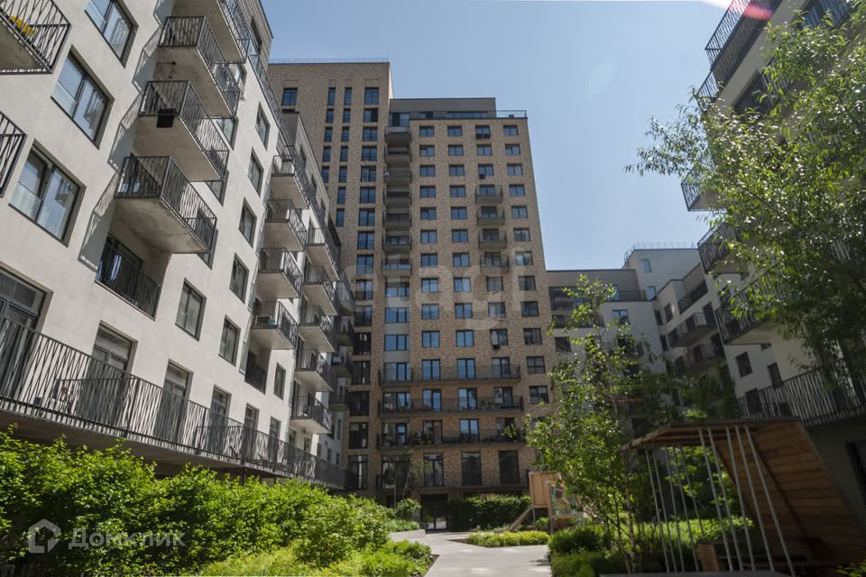 Продаётся 2-комнатная квартира, 63.7 м²