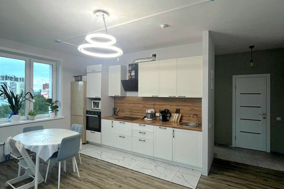 Продаётся 2-комнатная квартира, 57.1 м²
