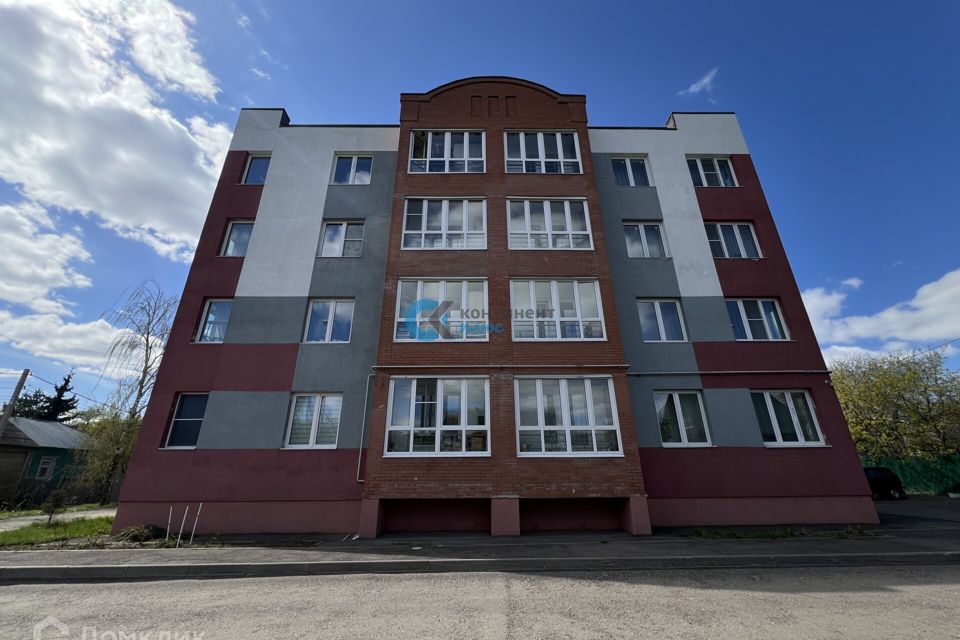 Продаётся 2-комнатная квартира, 55.7 м²