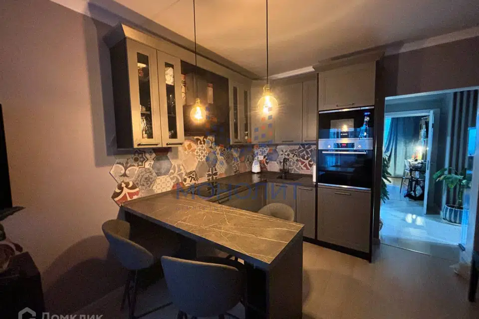 Продаётся 2-комнатная квартира, 60 м²