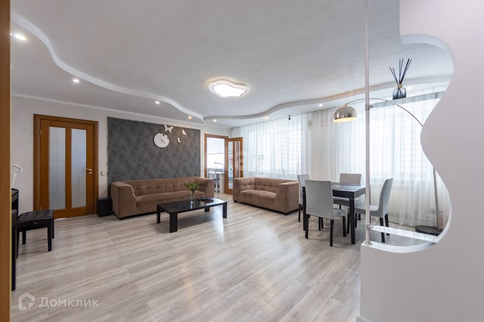 Продаётся 3-комнатная квартира, 62.4 м²