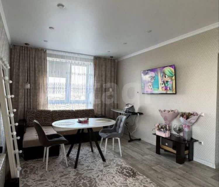 Продаётся 2-комнатная квартира, 62.2 м²