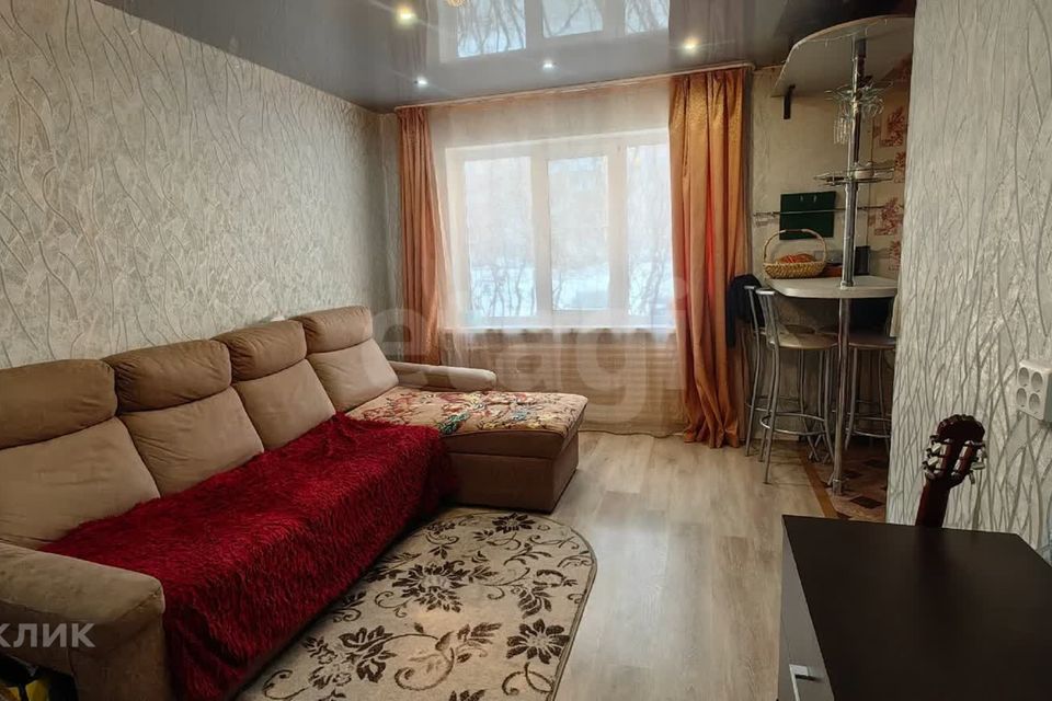 Продаётся 3-комнатная квартира, 59.1 м²