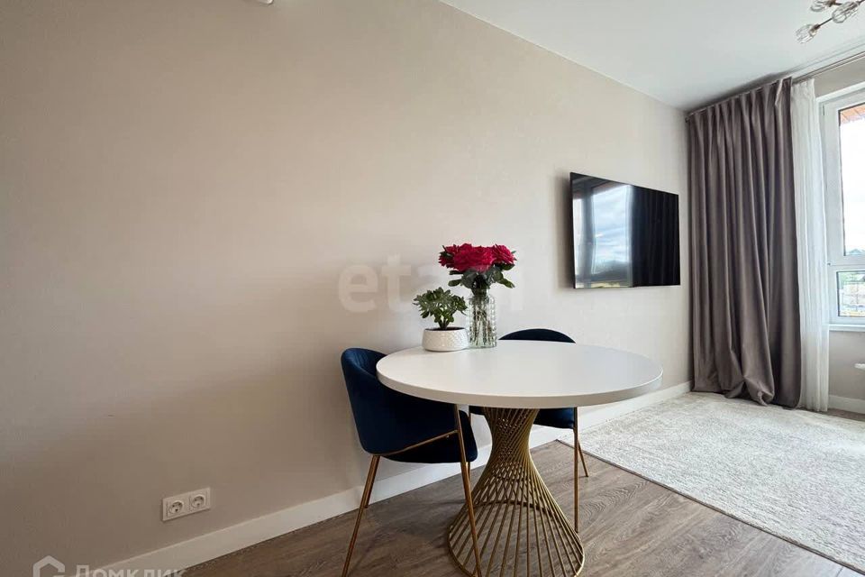 Продаётся 1-комнатная квартира, 45.5 м²
