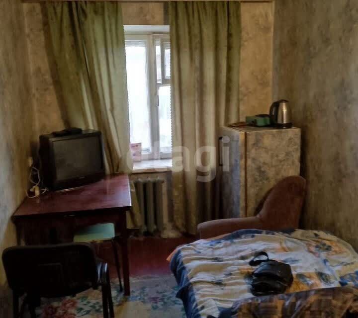 Продаётся комната в 5-комн. квартире, 12 м²