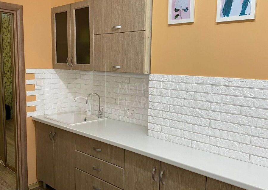 Продаётся 1-комнатная квартира, 43.3 м²