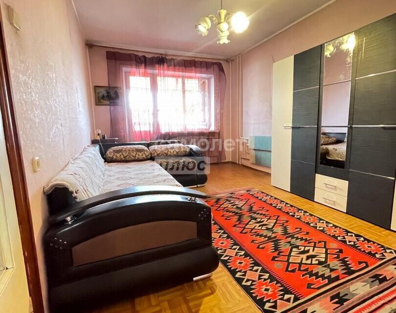 Продаётся 3-комнатная квартира, 68.1 м²