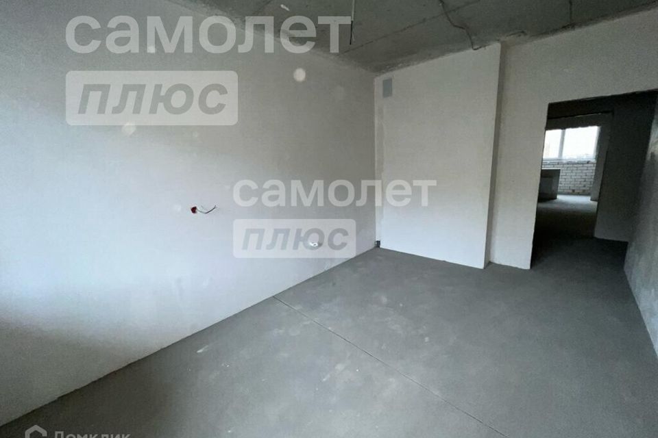 Продаётся 1-комнатная квартира, 43 м²