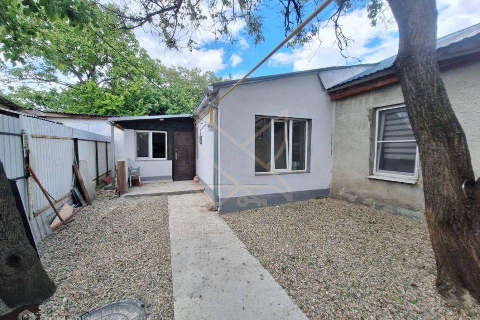 Продаётся 3-комнатная квартира, 44 м²