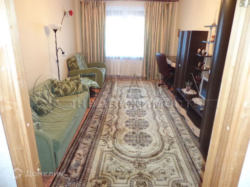 Сдаётся 1-комнатная квартира, 56 м²