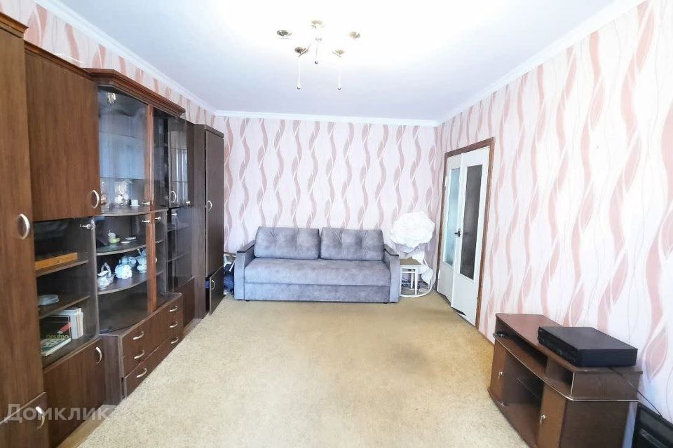 Продаётся 4-комнатная квартира, 80.8 м²
