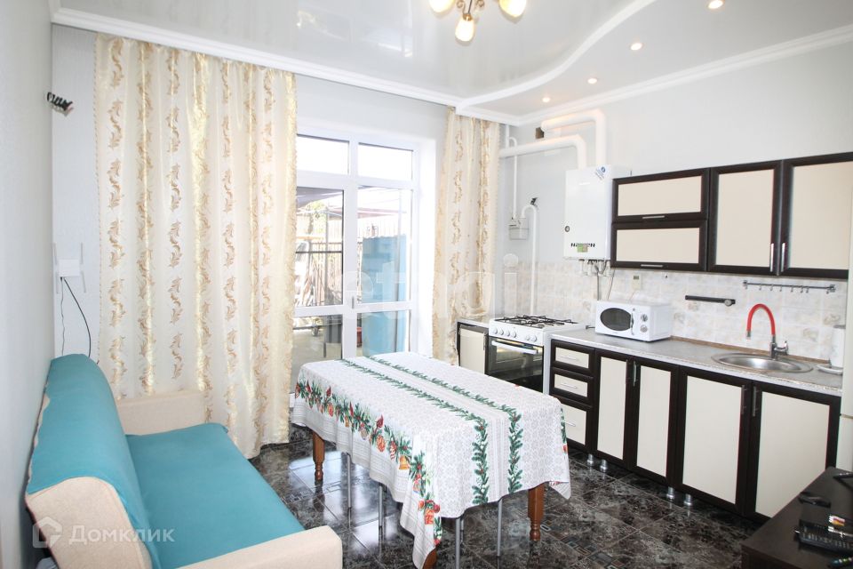 Продаётся 1-комнатная квартира, 43.5 м²