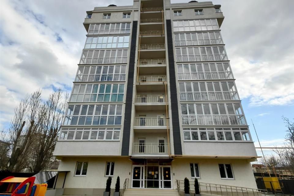 Продаётся 1-комнатная квартира, 42.2 м²