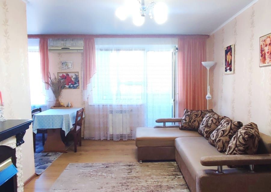 Продаётся 3-комнатная квартира, 55.3 м²