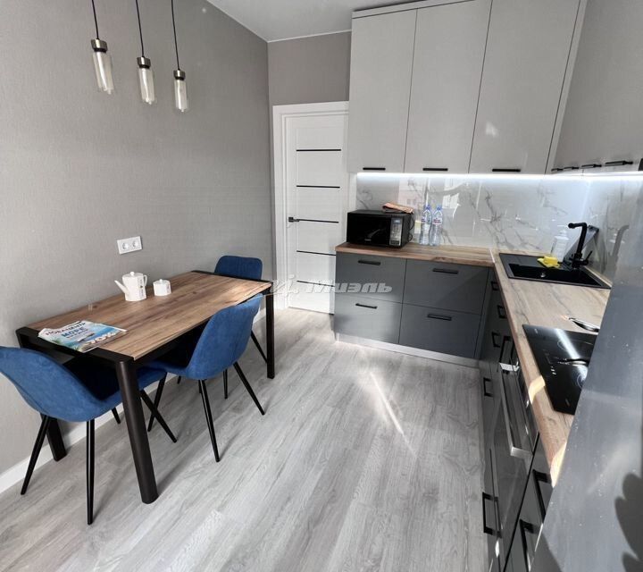 Продаётся 1-комнатная квартира, 40 м²