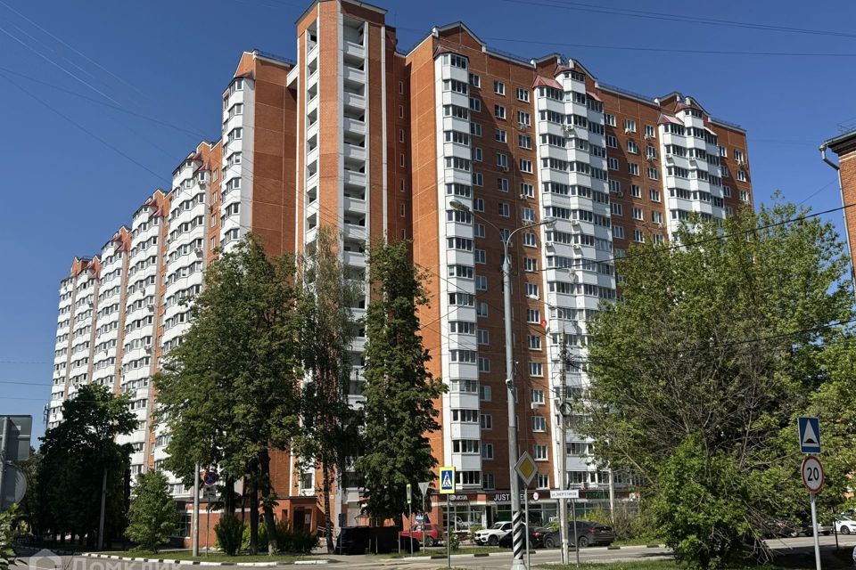 Продаётся 3-комнатная квартира, 77 м²