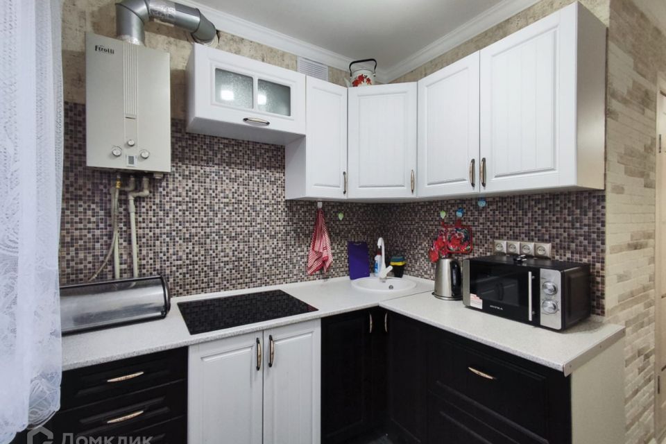 Продаётся 2-комнатная квартира, 42.8 м²