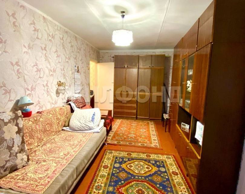 Продаётся 2-комнатная квартира, 43.3 м²