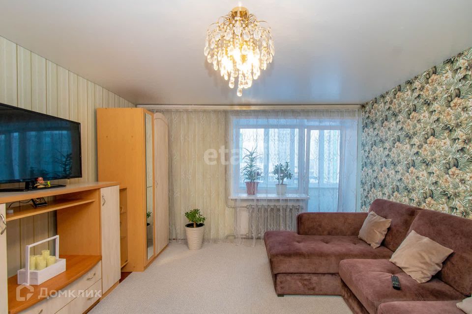 Продаётся 4-комнатная квартира, 73 м²