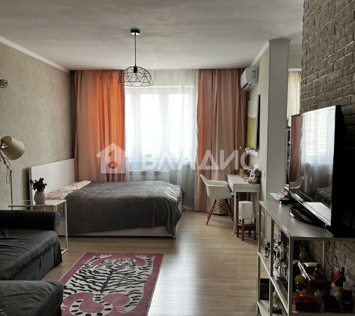 Продаётся 1-комнатная квартира, 44 м²