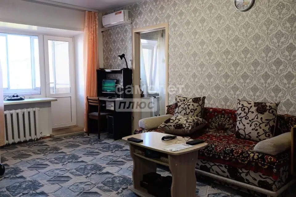 Продаётся 3-комнатная квартира, 54.9 м²